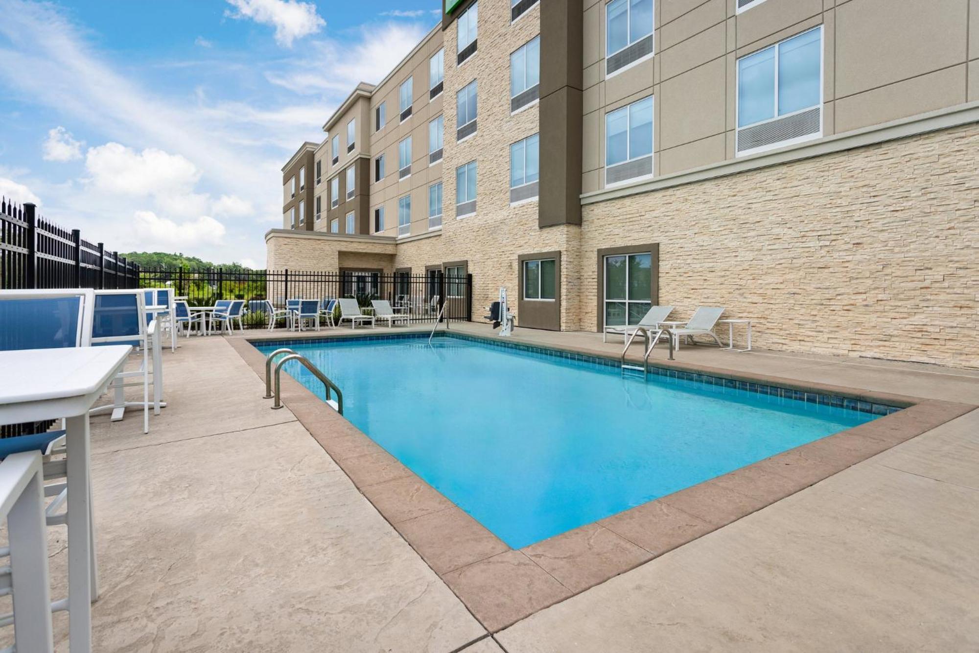 Holiday Inn & Suites - Savannah Airport - Pooler By Ihg Extérieur photo