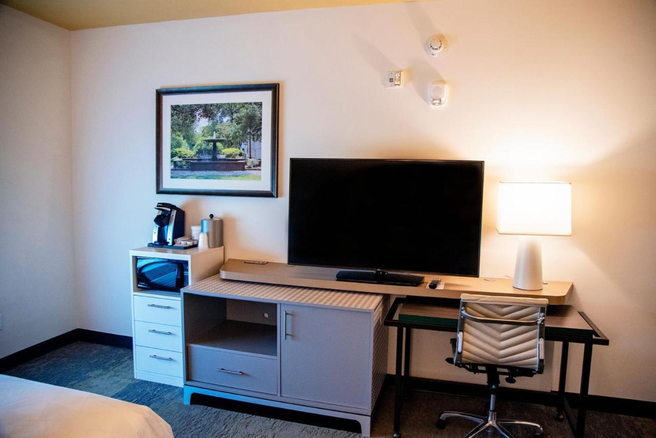 Holiday Inn & Suites - Savannah Airport - Pooler By Ihg Extérieur photo